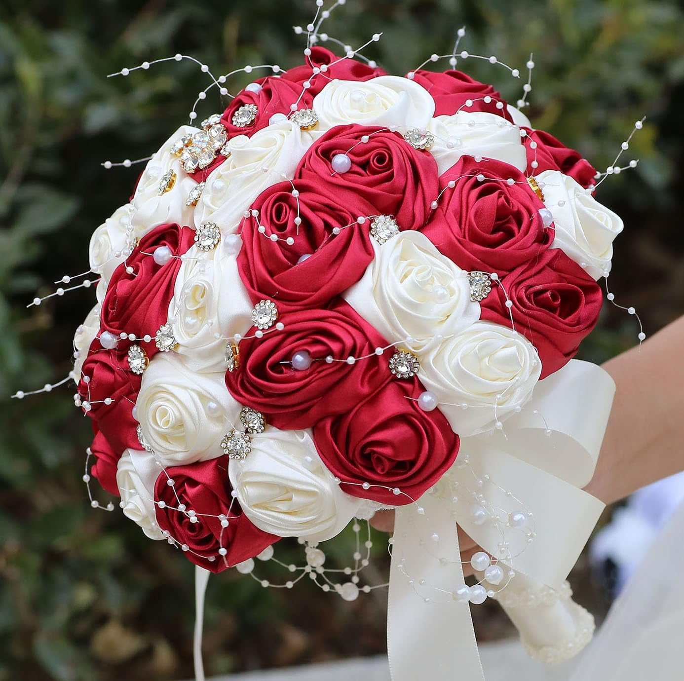 Bridal Wedding Bouquet round Bling Brooch Bouquet Throw Toss Artificial Rose Flower Bunch for Bride Bridesmaid Wedding Quinceanera(White & Black, 7.5")