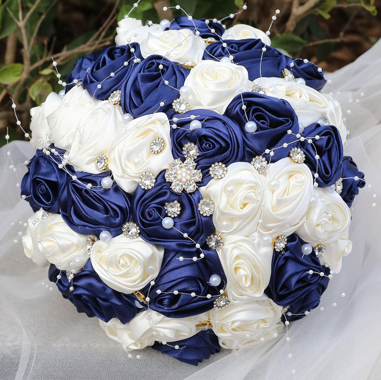 Bridal Wedding Bouquet round Bling Brooch Bouquet Throw Toss Artificial Rose Flower Bunch for Bride Bridesmaid Wedding Quinceanera(White & Black, 7.5")