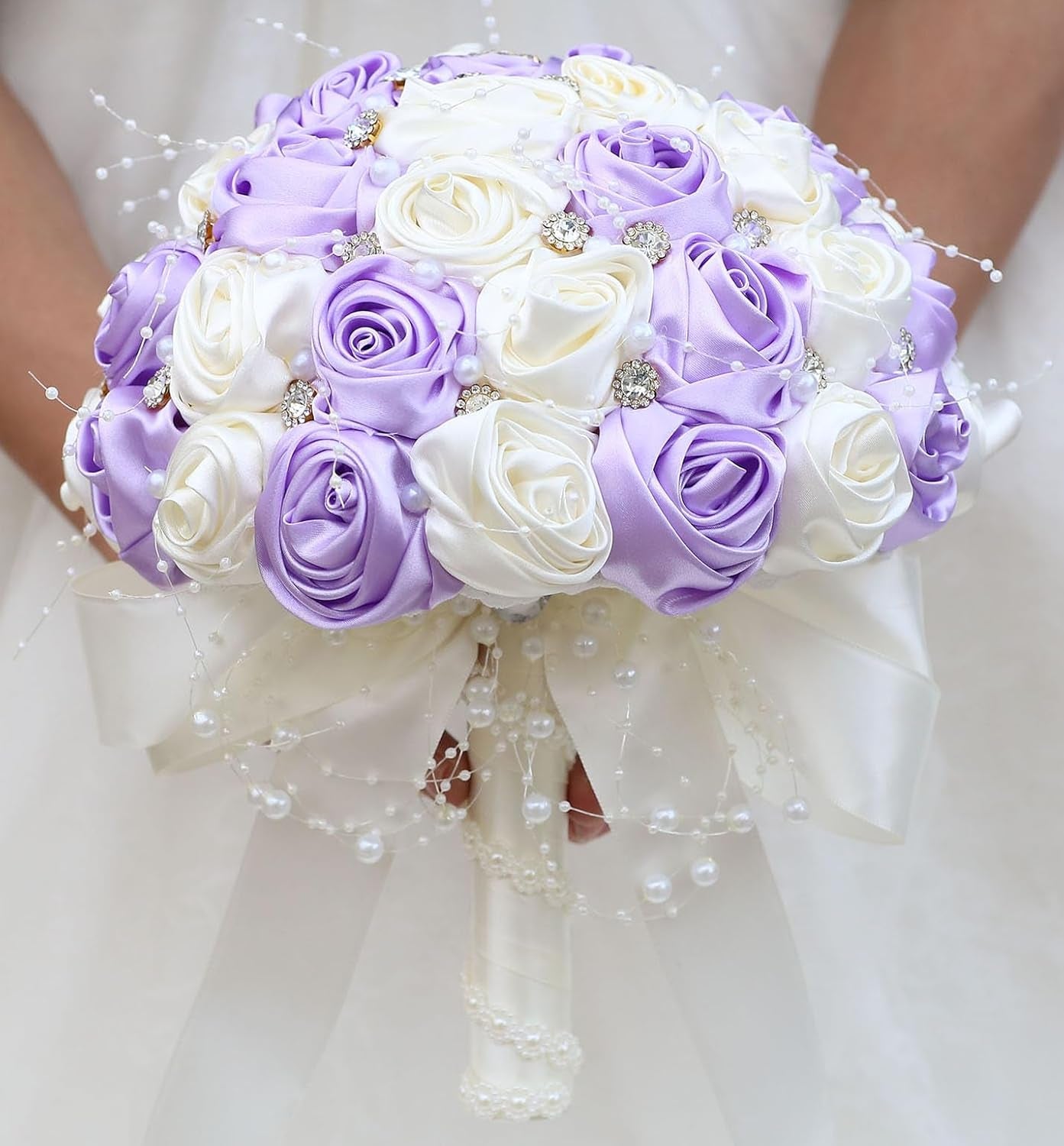 Bridal Wedding Bouquet round Bling Brooch Bouquet Throw Toss Artificial Rose Flower Bunch for Bride Bridesmaid Wedding Quinceanera(White & Black, 7.5")