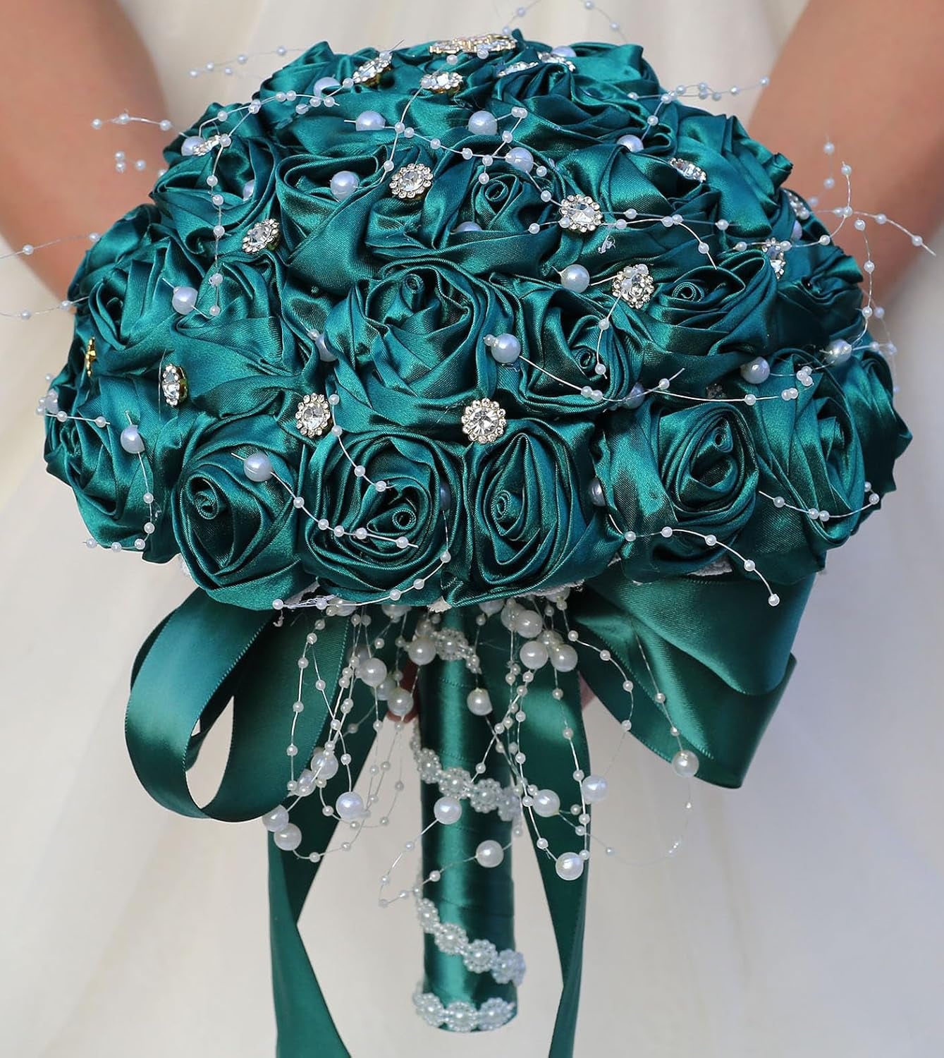 Bridal Wedding Bouquet round Bling Brooch Bouquet Throw Toss Artificial Rose Flower Bunch for Bride Bridesmaid Wedding Quinceanera(White & Black, 7.5")