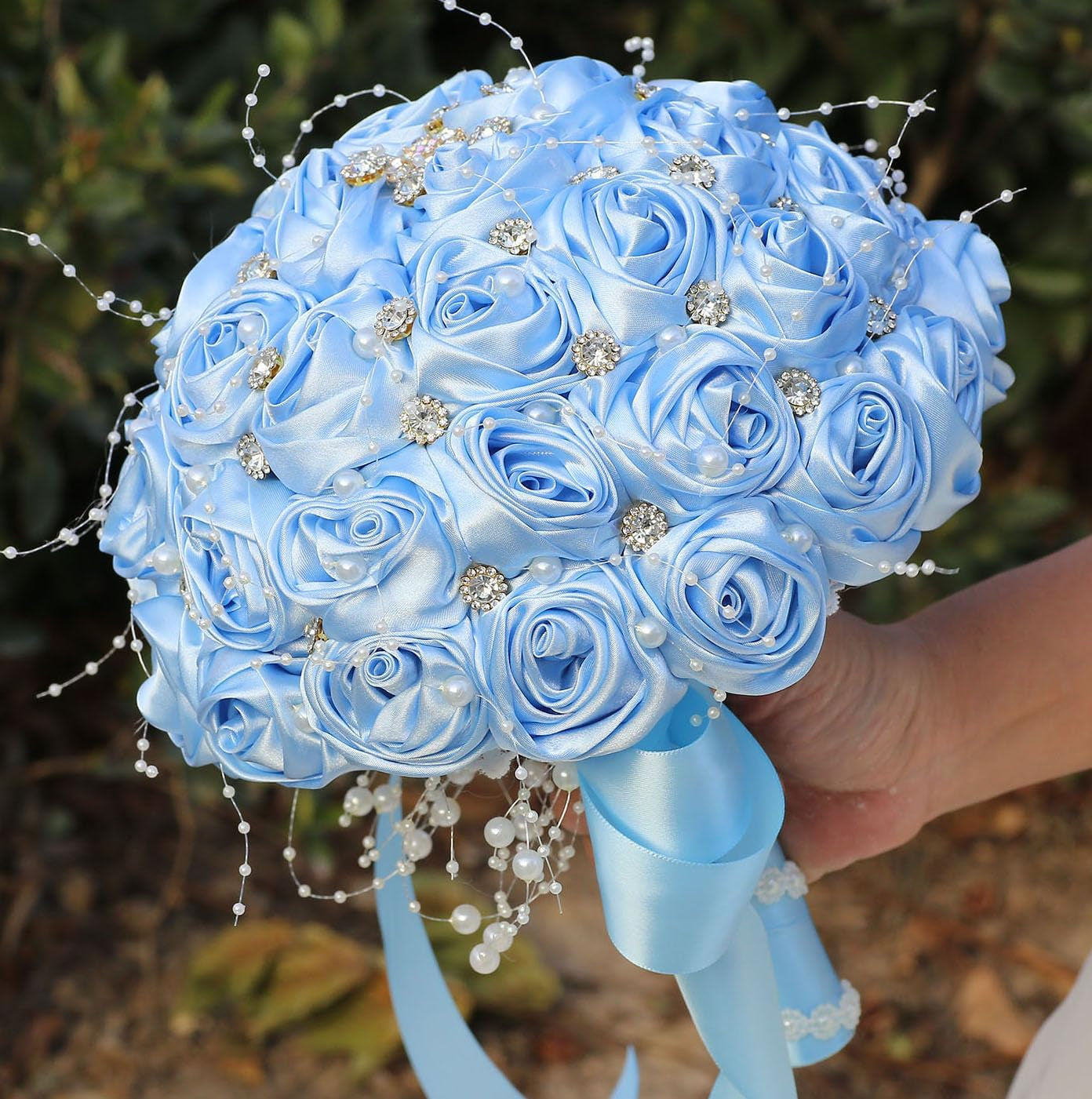 Bridal Wedding Bouquet round Bling Brooch Bouquet Throw Toss Artificial Rose Flower Bunch for Bride Bridesmaid Wedding Quinceanera(White & Black, 7.5")