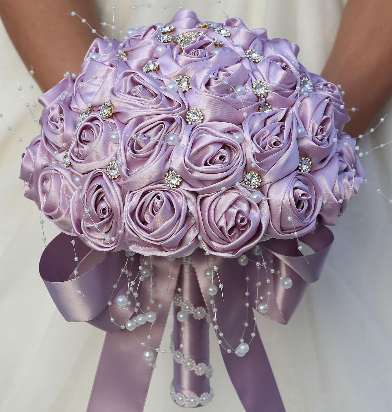 Bridal Wedding Bouquet round Bling Brooch Bouquet Throw Toss Artificial Rose Flower Bunch for Bride Bridesmaid Wedding Quinceanera(White & Black, 7.5")