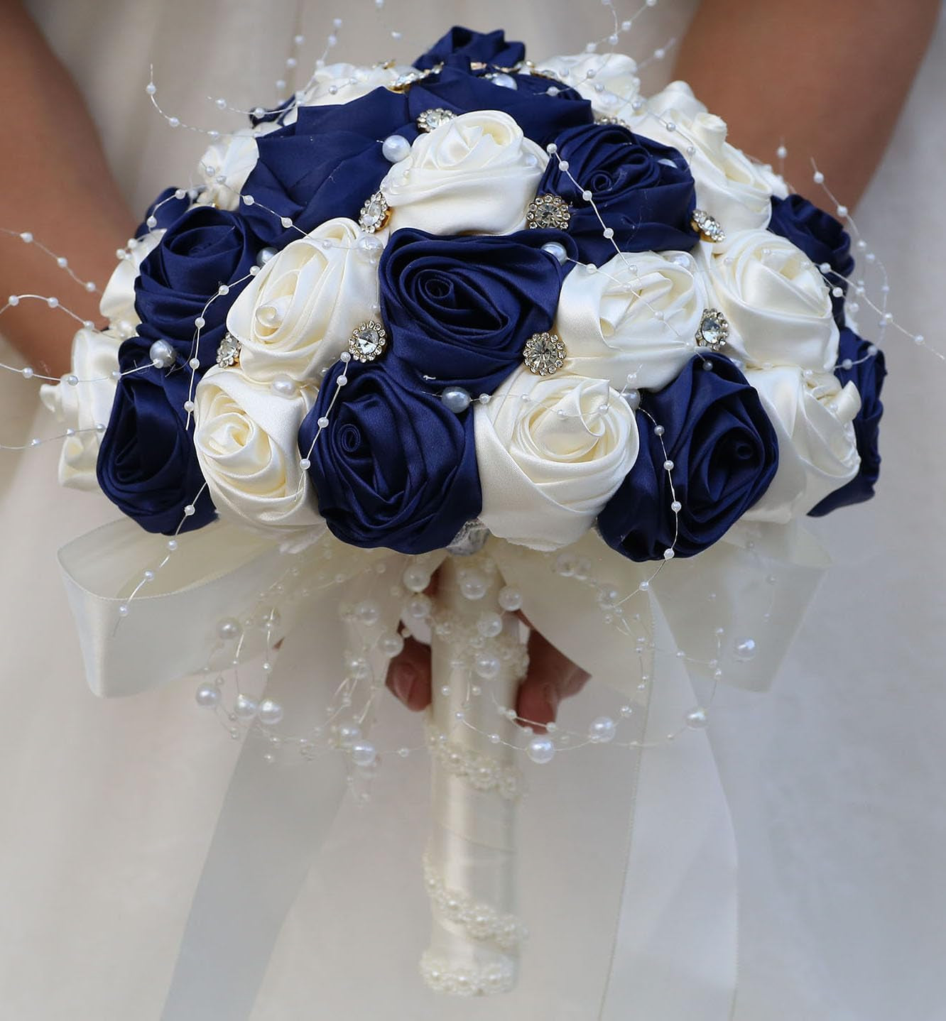 Bridal Wedding Bouquet round Bling Brooch Bouquet Throw Toss Artificial Rose Flower Bunch for Bride Bridesmaid Wedding Quinceanera(White & Black, 7.5")