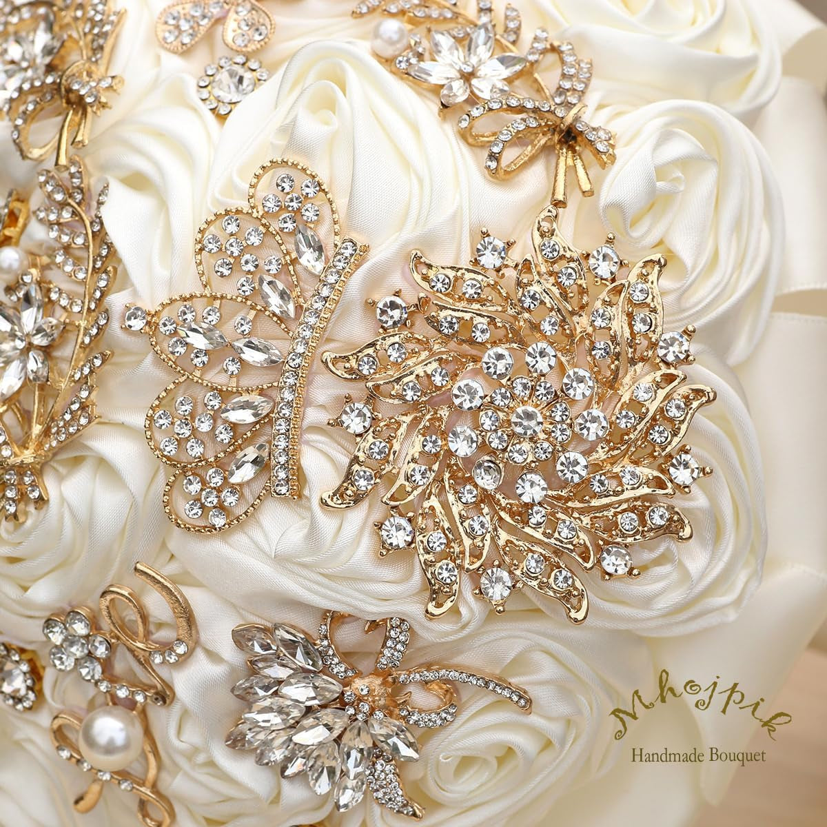 Handmade Wedding Flowers Bouquet round Holding Bridal Bouquet Artificial Satin Roses Bunch for Bride Bridesmaid Wedding Quinceanera