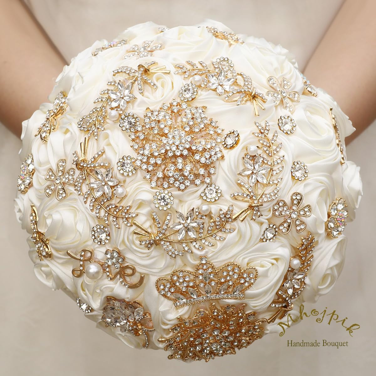 Handmade Wedding Flowers Bouquet round Holding Bridal Bouquet Artificial Satin Roses Bunch for Bride Bridesmaid Wedding Quinceanera