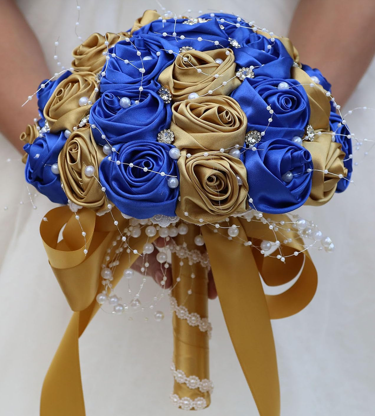 Bridal Wedding Bouquet round Bling Brooch Bouquet Throw Toss Artificial Rose Flower Bunch for Bride Bridesmaid Wedding Quinceanera(White & Black, 7.5")