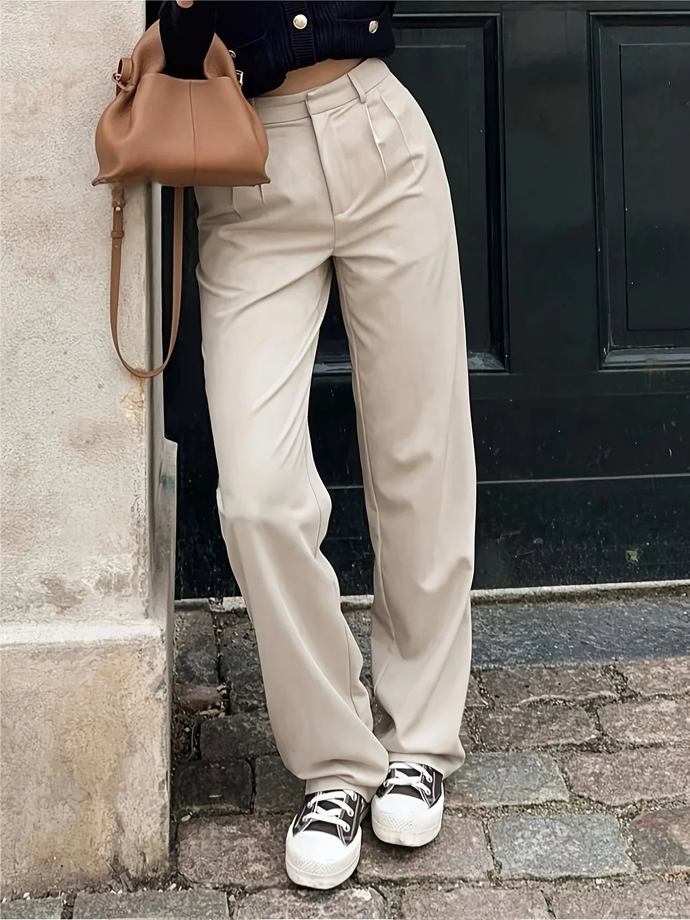 Simple & Elegant Solid Color Pocket Pants for Women