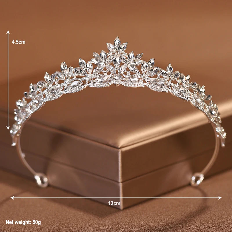 Silver Bridal Crown & Tiara – Elegant Women’s Wedding Headwear for Brides, Birthdays & Special Occasions