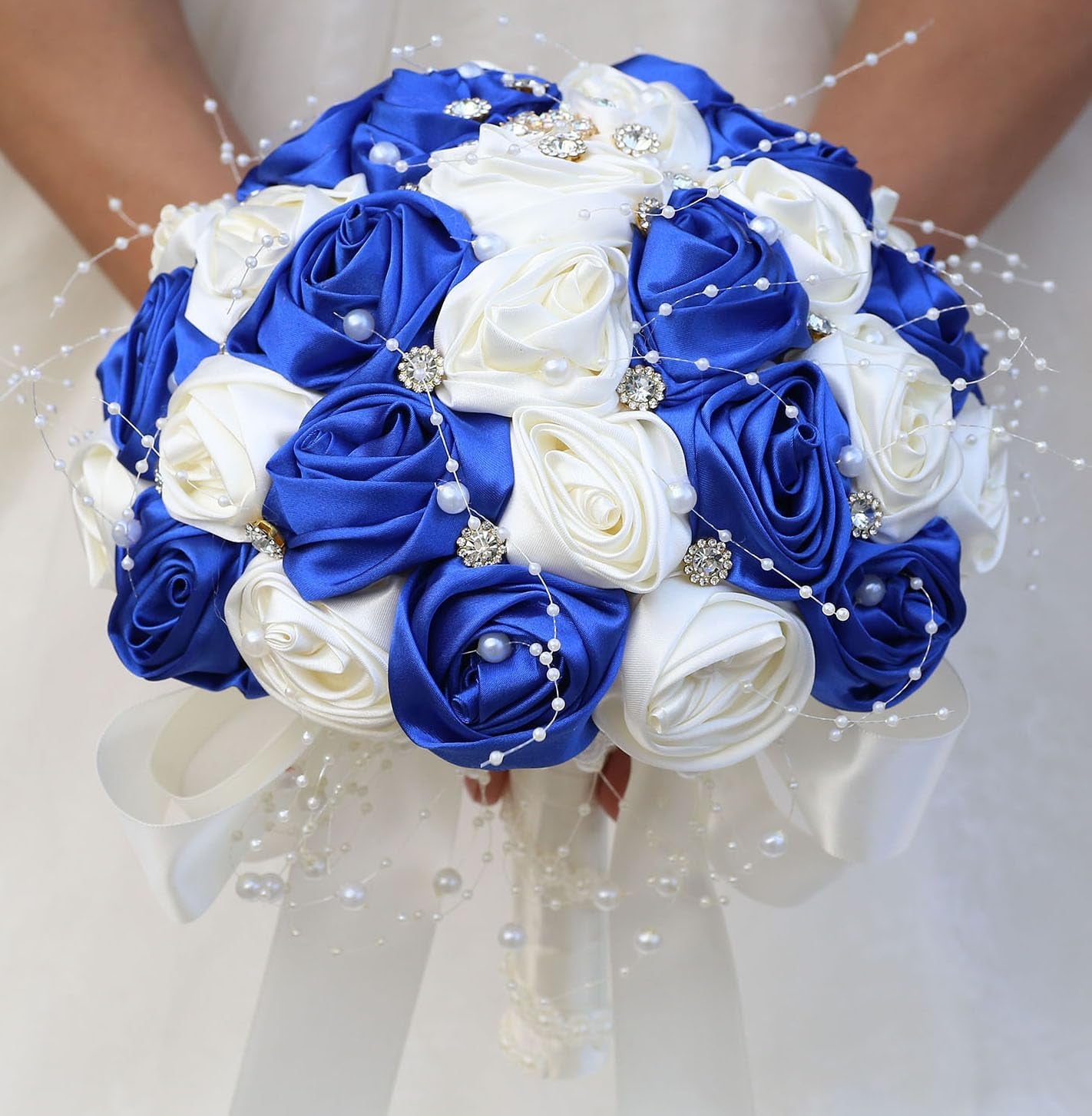 Bridal Wedding Bouquet round Bling Brooch Bouquet Throw Toss Artificial Rose Flower Bunch for Bride Bridesmaid Wedding Quinceanera(White & Black, 7.5")