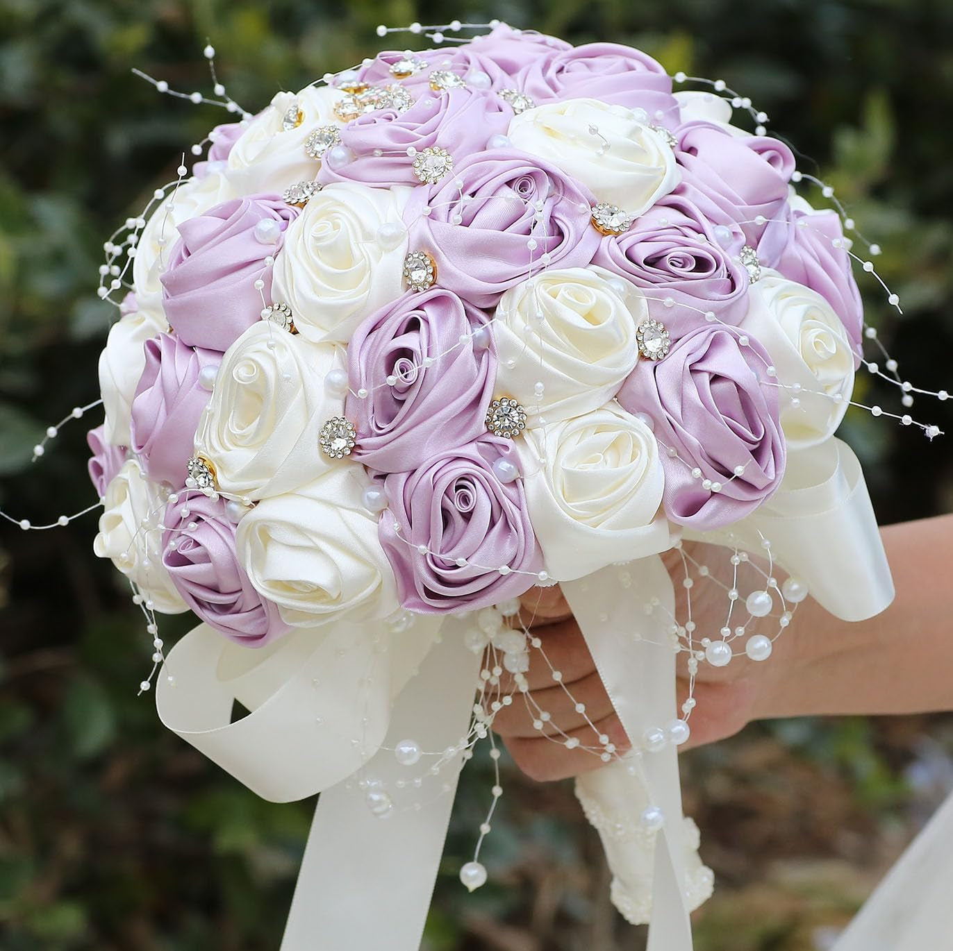 Bridal Wedding Bouquet round Bling Brooch Bouquet Throw Toss Artificial Rose Flower Bunch for Bride Bridesmaid Wedding Quinceanera(White & Black, 7.5")